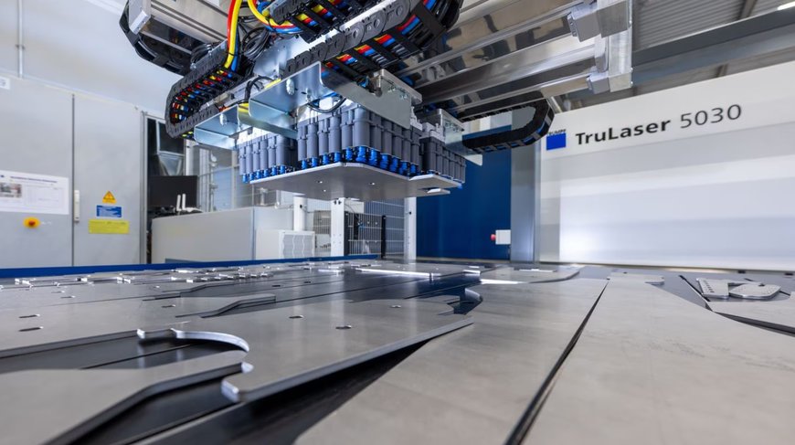 TRUMPF stellt auf der EuroBLECH mit KI-gestützten Lösungen einen Durchbruch in der automatisierten Sortierung vor
